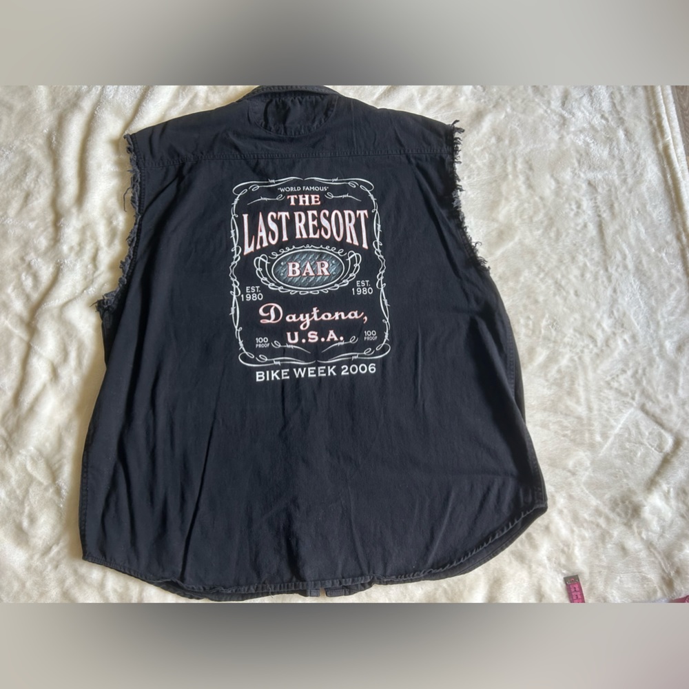 V Twin motorcycle cut off t shirt “The last resort bar Daytona 2006”size 2X